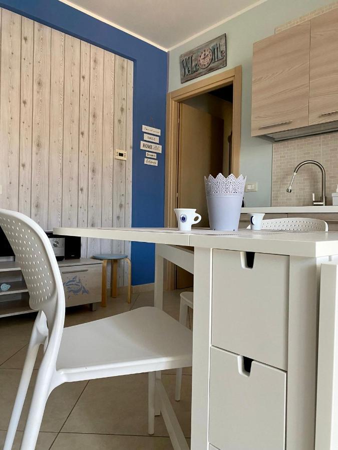 Apartamento I Due Delfini Tarento Exterior foto